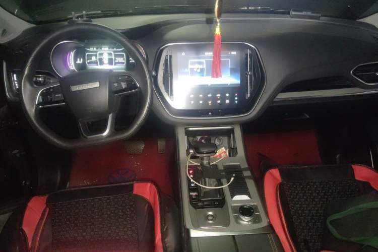 Used JETOUR X70 2020 1.5T DCT Comfort Edition 5-seater Center Console