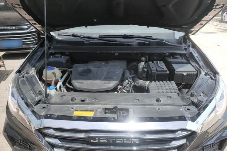 Used JETOUR X70 2020 1.5T Manual Comfort Edition 6 Seats Engine Bay