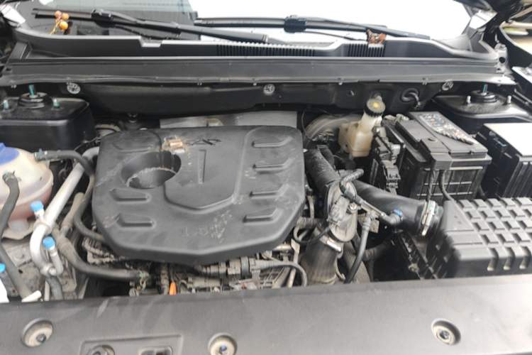Used JETOUR X70 2020 1.5T Manual Comfort Edition 5 Seats Engine Bay