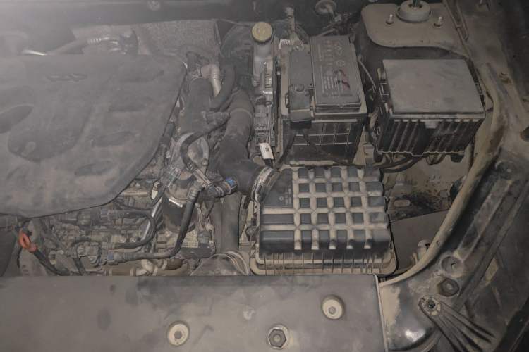Used JETOUR X70 2020 1.5T DCT Comfort Edition 5-seater Engine Bay Left