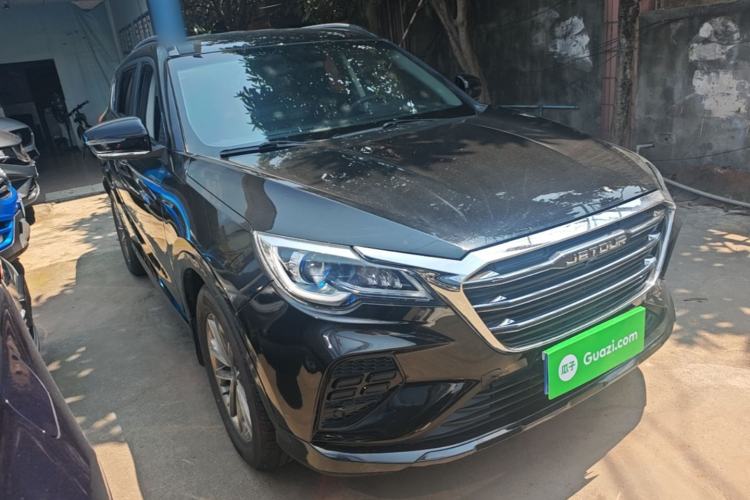 Used JETOUR X70 2020 1.5T DCT Comfort Edition 7-Seater Front Right 45 Deg