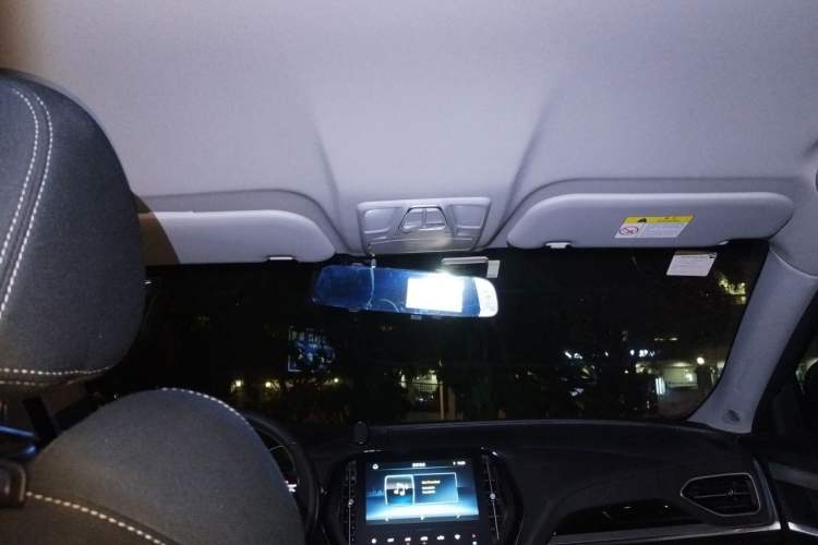 Used JETOUR X70 2020 1.5T DCT Comfort Edition 7-Seater Headliner