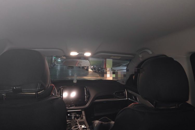 Used JETOUR X70 2020 1.5T DCT Comfort Edition 5-seater Headliner