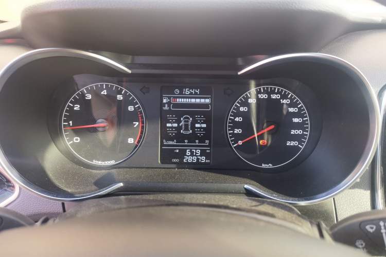 Used JETOUR X70 2020 1.5T Manual Comfort Edition 5 Seats Instrument Cluster