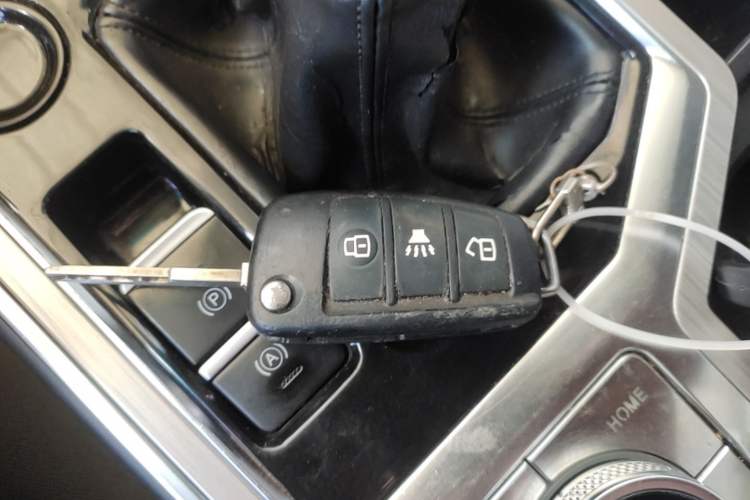Used JETOUR X70 2020 1.5T Manual Comfort Edition 6 Seats Interior 1