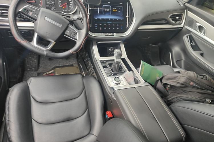 Used JETOUR X70 2020 1.5T Manual Comfort Edition 5 Seats Interior 2