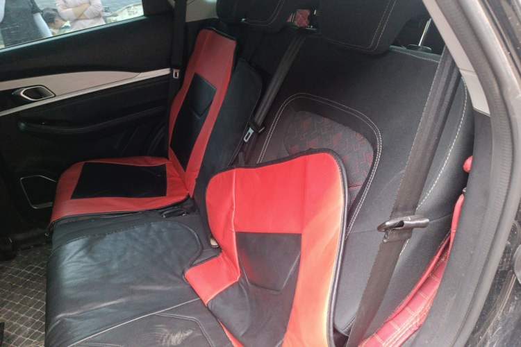 Used JETOUR X70 2020 1.5T DCT Comfort Edition 7-Seater Left Rear Seat