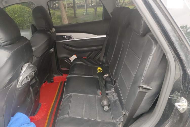 Used JETOUR X70 2020 1.5T Manual Comfort Edition 5 Seats Left Rear Seat