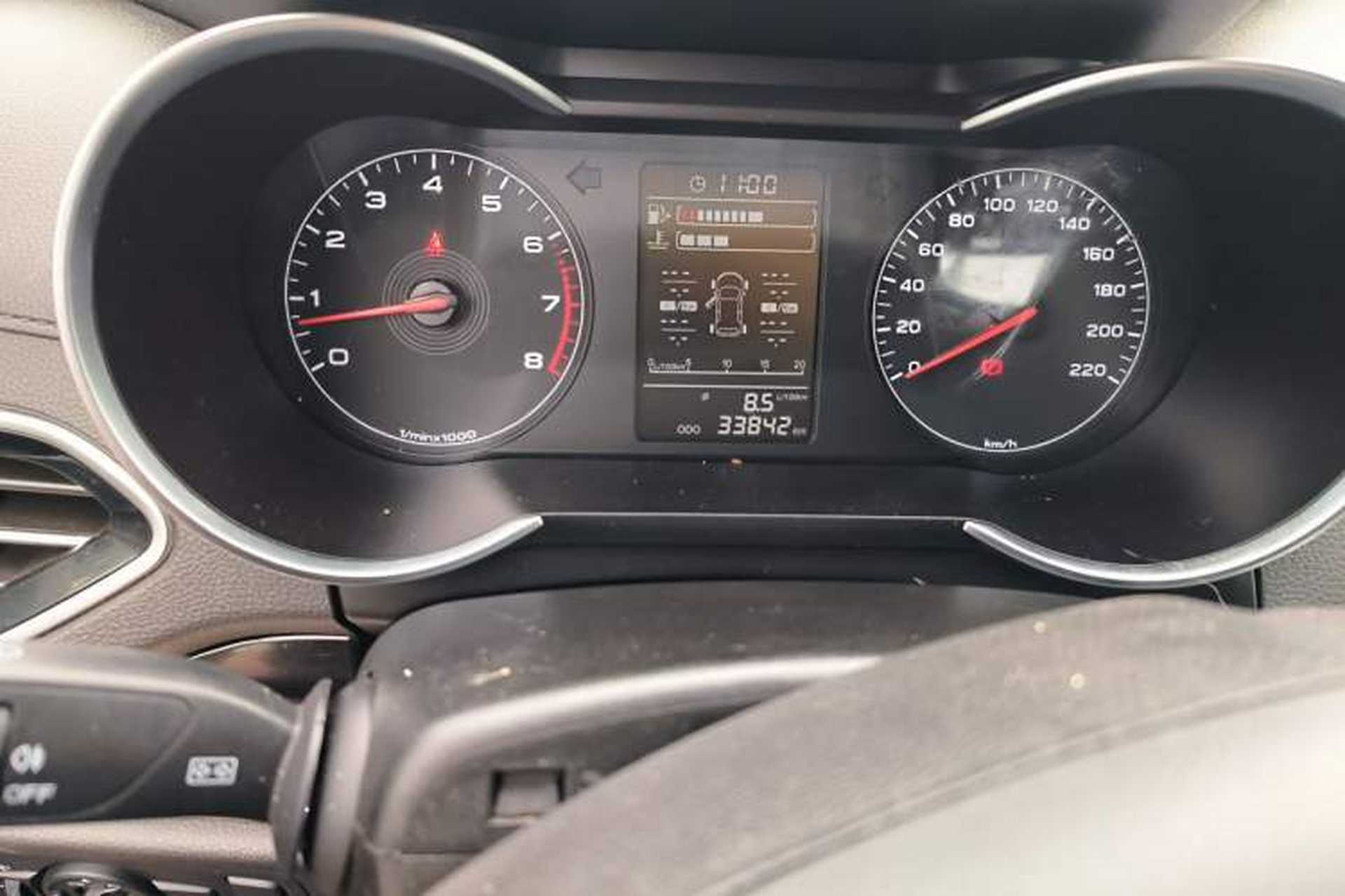 Used JETOUR X70 2020 1.5T Manual Comfort Edition 5 Seats Odometer Close Up