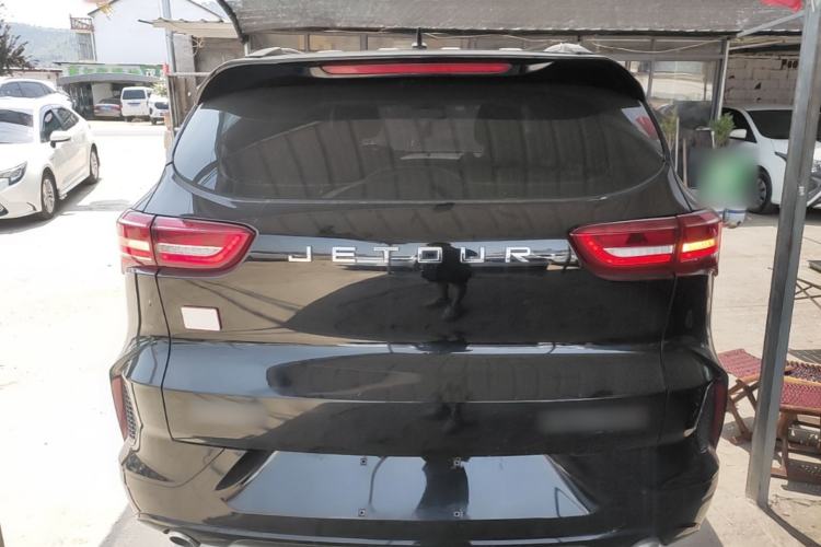 Used JETOUR X70 2020 1.5T Manual Comfort Edition 6 Seats Rear