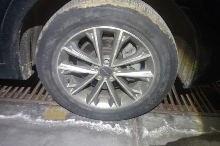 Used JETOUR X70 2020 1.5T DCT Comfort Edition 5-seater Right Front Wheel Hub