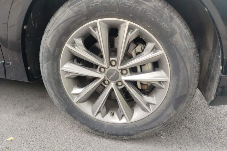 Used JETOUR X70 2020 1.5T Manual Comfort Edition 5 Seats Right Front Wheel Hub
