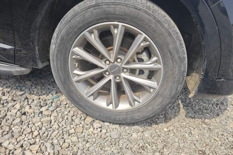 Used JETOUR X70 2020 1.5T DCT Comfort Edition 6 Seats Right Front Wheel Hub