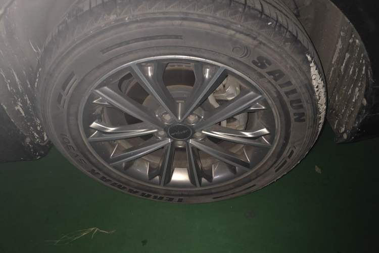 Used JETOUR X70 2020 1.5T DCT Comfort Edition 5-seater Right Front Wheel Hub