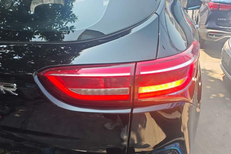 Used JETOUR X70 2020 1.5T DCT Comfort Edition 7-Seater Right Rear Taillight