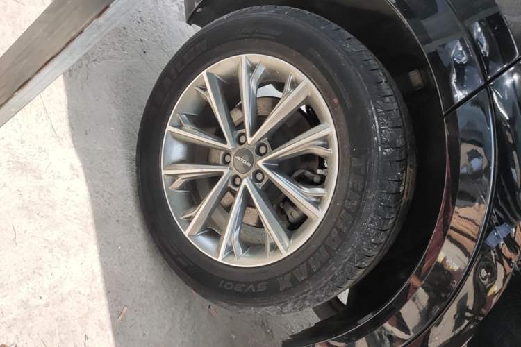 Used JETOUR X70 2020 1.5T Manual Comfort Edition 6 Seats Right Rear Wheel Hub