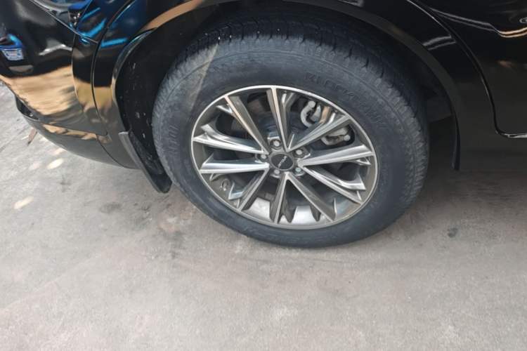 Used JETOUR X70 2020 1.5T DCT Comfort Edition 7-Seater Right Rear Wheel Hub