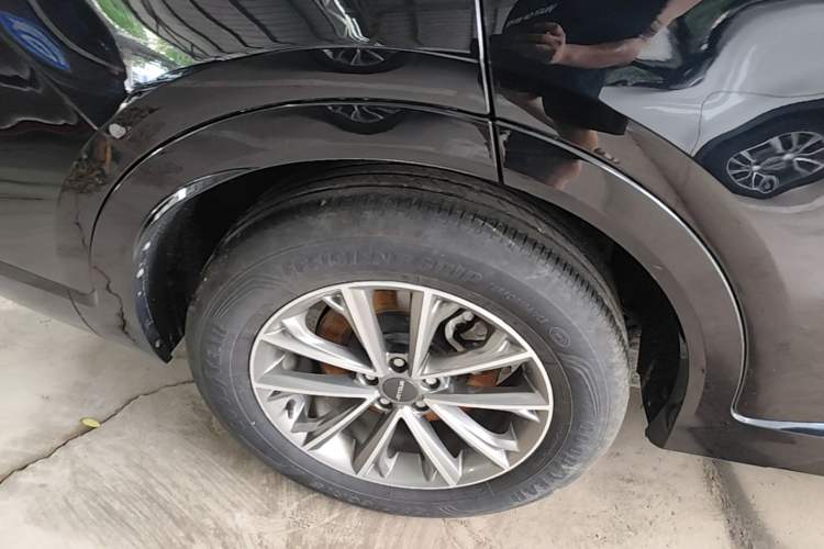 Used JETOUR X70 2020 1.5T Manual Comfort Edition 5 Seats Right Rear Wheel Hub