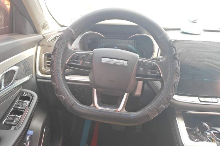Used JETOUR X70 2020 1.5T DCT Comfort Edition 6 Seats Steering Wheel