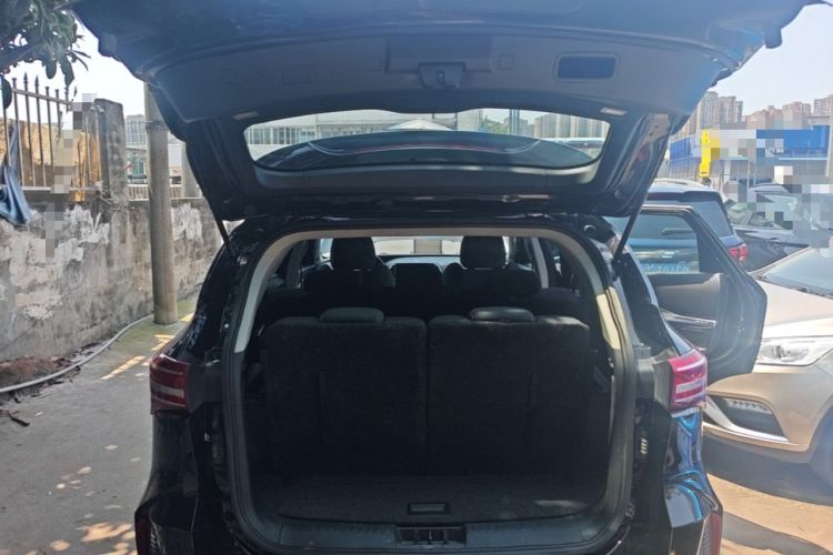 Used JETOUR X70 2020 1.5T DCT Comfort Edition 7-Seater Trunk
