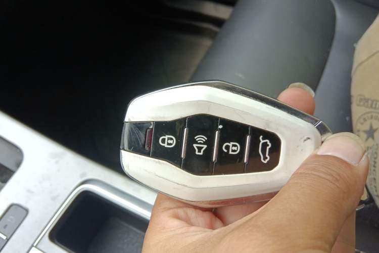 Used JETOUR X70 2020 1.5T Manual Enjoyment Edition 7-Seater Vehicle Key