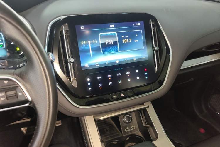 Used JETOUR X70 2020 1.5T DCT YueXing Edition 7-Seater Audio And AC Panel