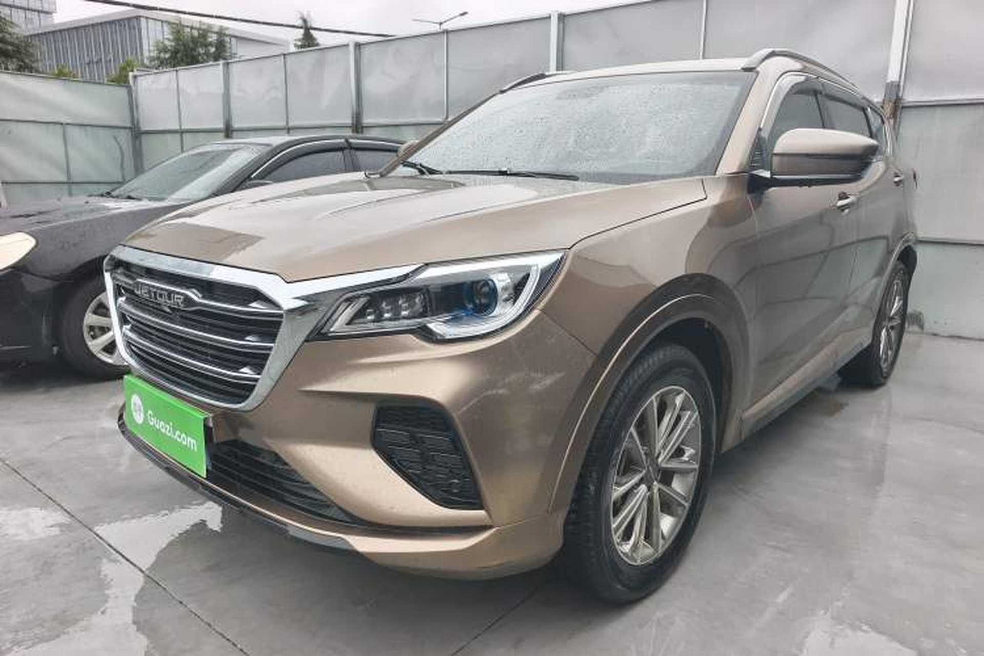 Used JETOUR X70 2020 1.5T Manual Comfort Edition 7-Seater Front Left 45 Deg