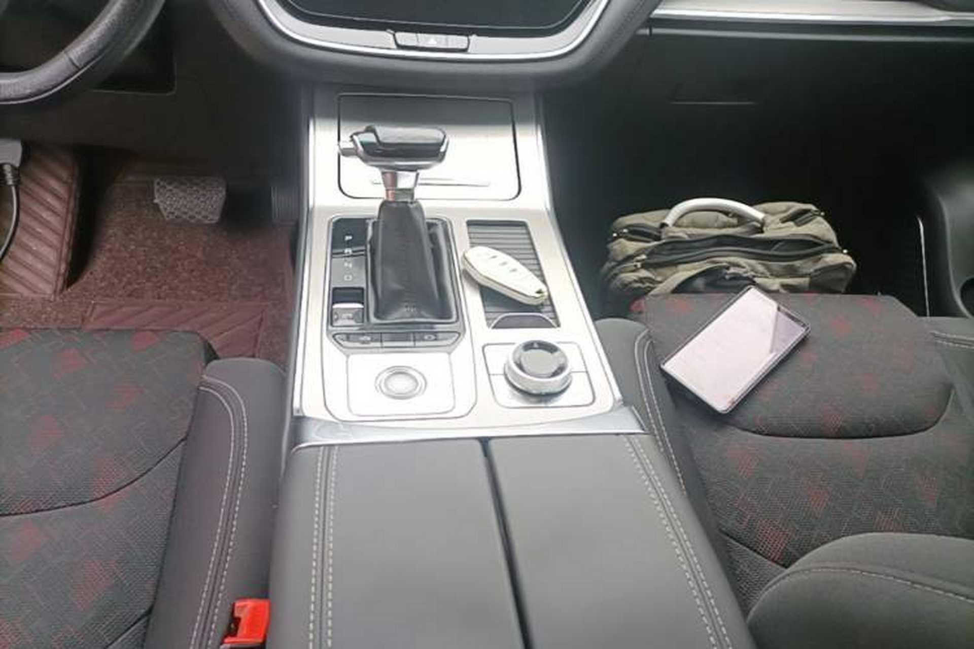 Used JETOUR X70 2020 1.5T DCT Comfort Edition 5-seater Gear Lever
