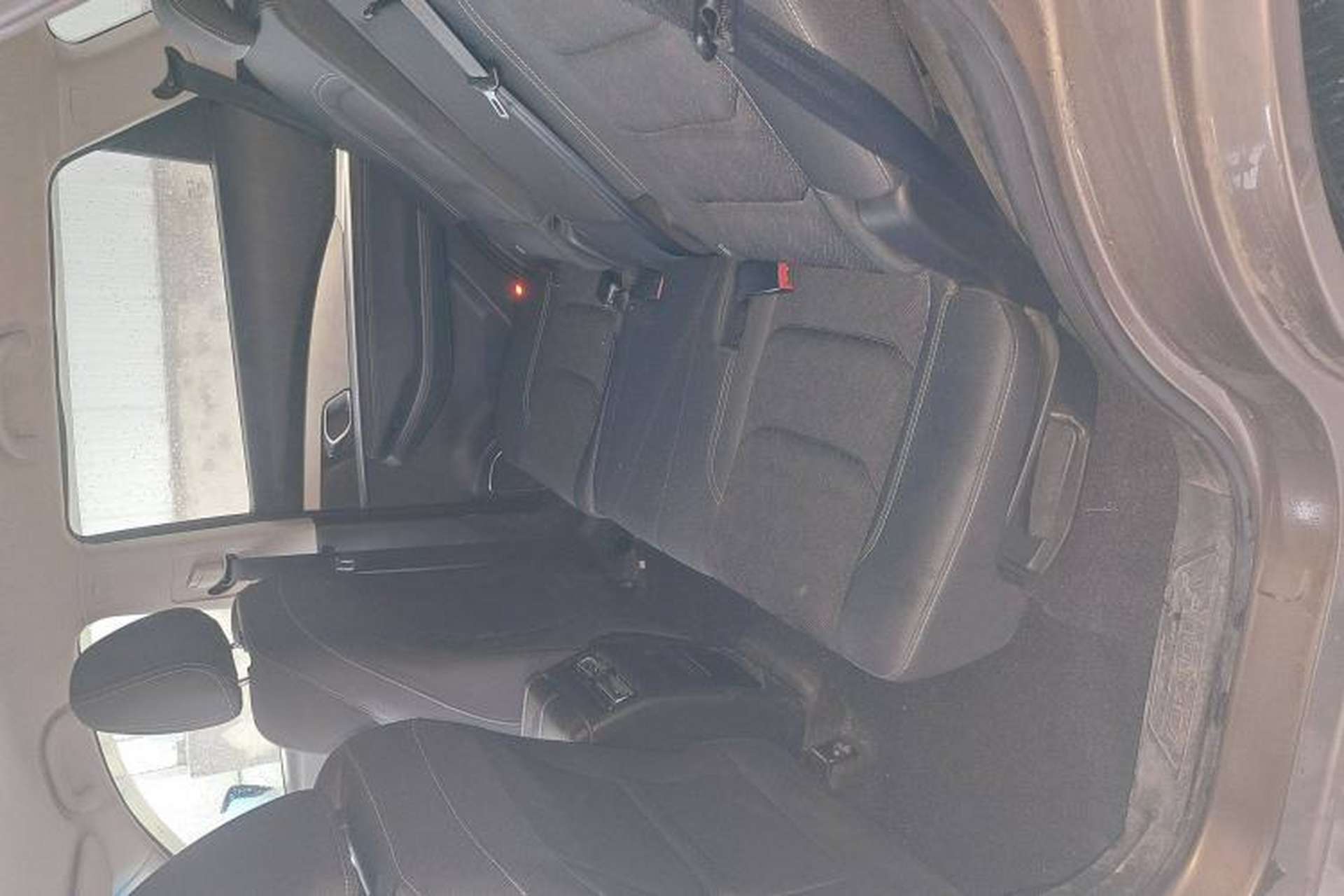 Used JETOUR X70 2020 1.5T Manual Comfort Edition 7-Seater Interior 2