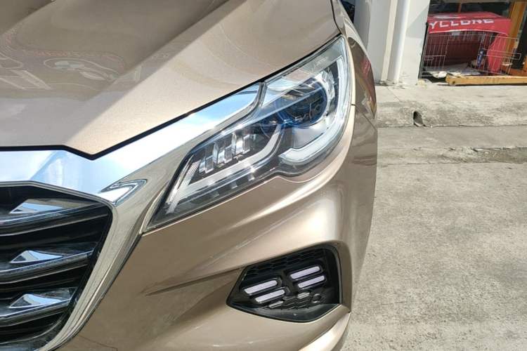 Used JETOUR X70 2020 1.5T DCT YueXing Edition 7-Seater Left Front Headlight