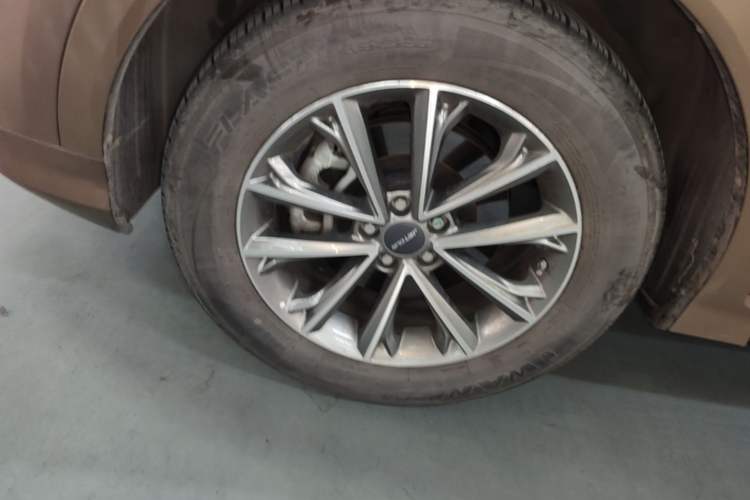 Used JETOUR X70 2020 1.5T DCT YueXing Edition 7-Seater Left Front Wheel Hub