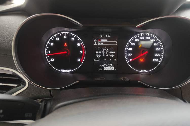 Used JETOUR X70 2020 1.5T Manual Comfort Edition 7-Seater Odometer Close Up