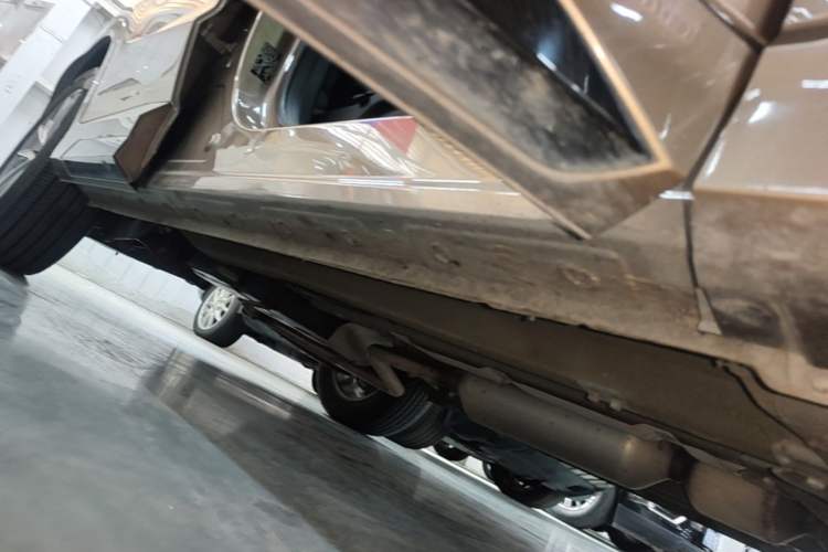 Used JETOUR X70 2020 1.5T DCT YueXing Edition 7-Seater Right Side Sill