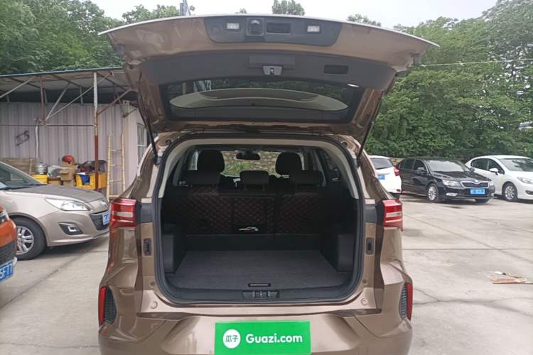 Used JETOUR X70 2020 1.5T DCT Comfort Edition 5-seater Trunk