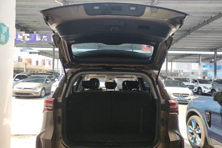 Used JETOUR X70 2020 1.5T DCT YueXing Edition 7-Seater Trunk