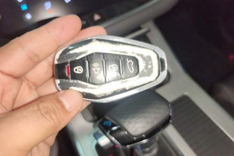 Used JETOUR X70 2020 1.5T DCT YueXing Edition 7-Seater Vehicle Key