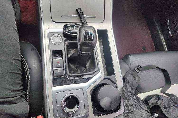 Used JETOUR X70 2020 1.5T Manual EnjoyDrive Edition 5 Seats Gear Lever