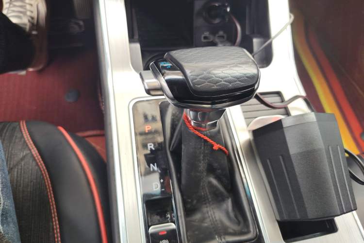 Used JETOUR X70 2020 1.5T DCT Comfort Edition 5-seater Gear Lever