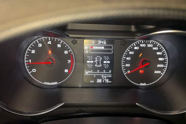 Used JETOUR X70 2020 1.5T Manual Comfort Edition 5 Seats Instrument Cluster