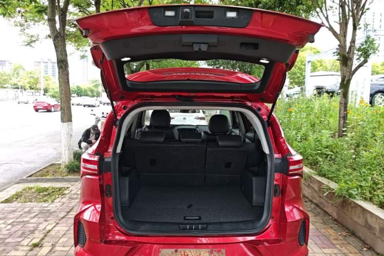 Used JETOUR X70 2020 1.5T DCT YueXing Edition 5 Seats Trunk