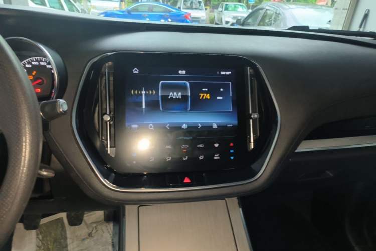 Used JETOUR X70 2020 1.5T Manual Comfort Edition 6 Seats Audio And AC Panel