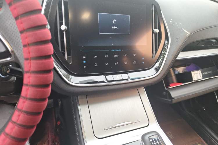 Used JETOUR X70 2020 1.5T Manual Comfort Edition 5 Seats Audio And AC Panel