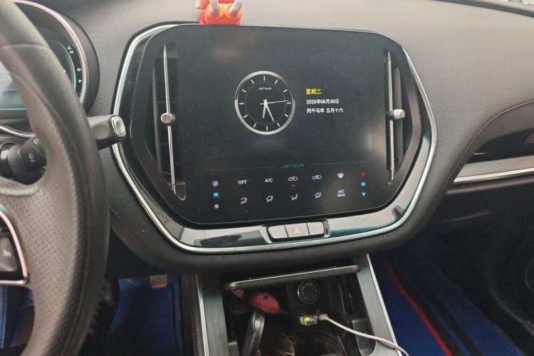 Used JETOUR X70 2020 1.5T DCT Comfort Edition 5-seater Audio And AC Panel