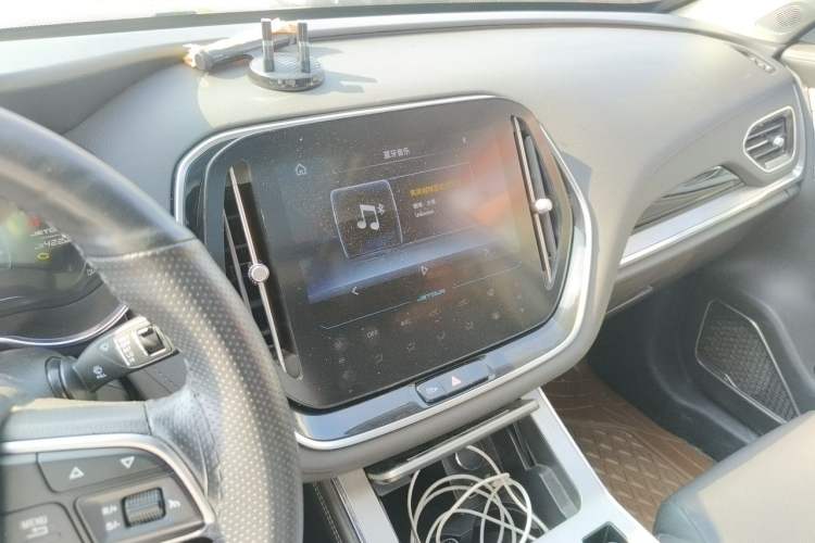 Used JETOUR X70 2020 1.5T Manual Enjoyment Edition 7-Seater Audio And AC Panel