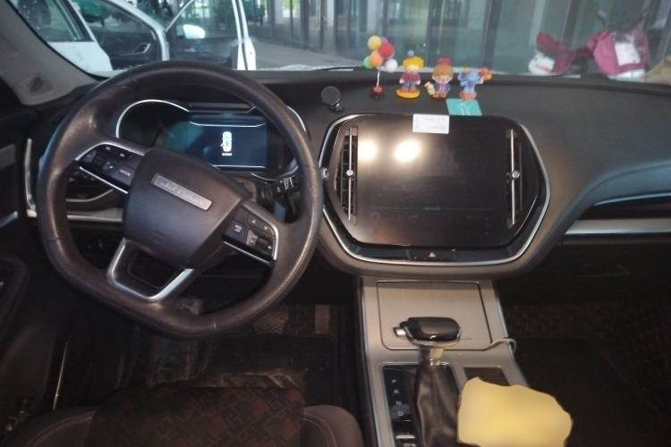 Used JETOUR X70 2020 1.5T DCT Comfort Edition 6 Seats Center Console