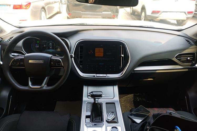 Used JETOUR X70 2020 1.5T DCT Comfort Edition 7-Seater Center Console