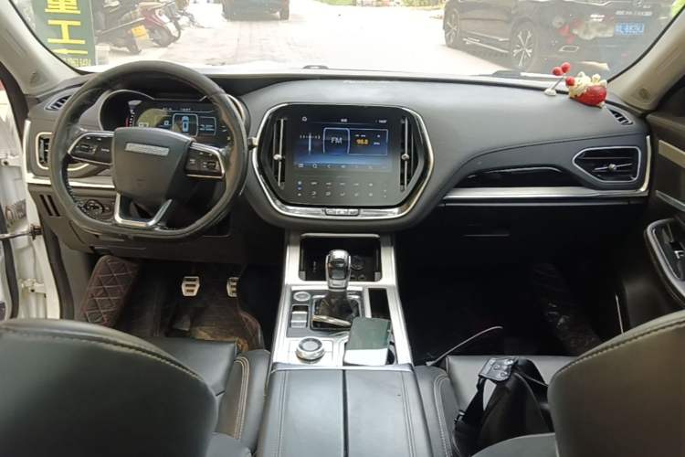 Used JETOUR X70 2020 1.5T Manual EnjoyDrive Edition 5 Seats Center Console