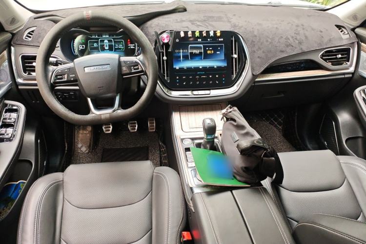 Used JETOUR X70 2020 1.5T Manual Luxury Edition 6 Seats Center Console