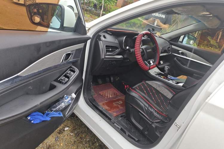 Used JETOUR X70 2020 1.5T Manual Comfort Edition 5 Seats Driver Seat