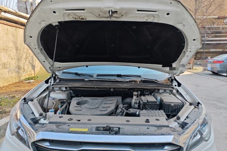Used JETOUR X70 2020 1.5T DCT Comfort Edition 5-seater Engine Bay